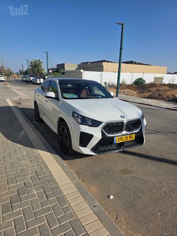 ב מ וו X2