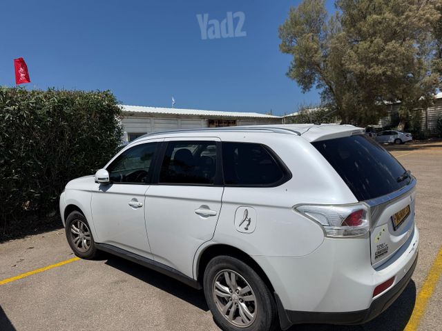 מודעת רכב מיצובישי אאוטלנדר