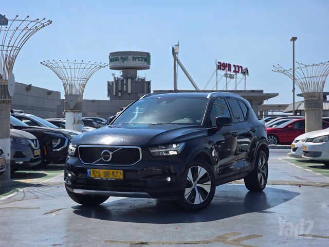 מודעת רכב וולוו XC40
