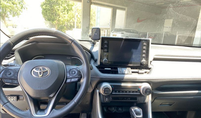 טויוטה RAV4