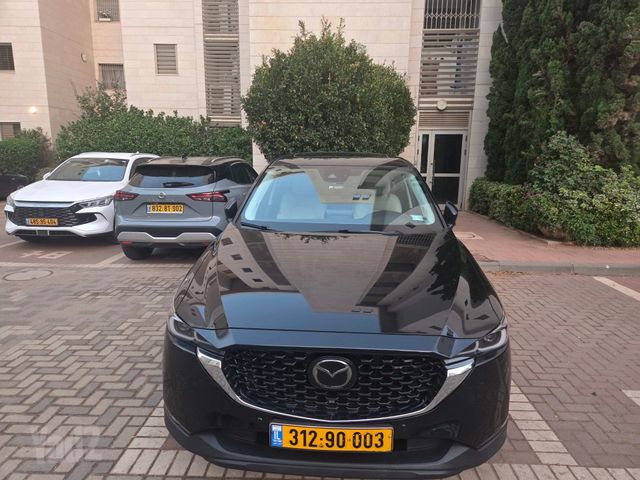 מודעת רכב מאזדה CX-5
