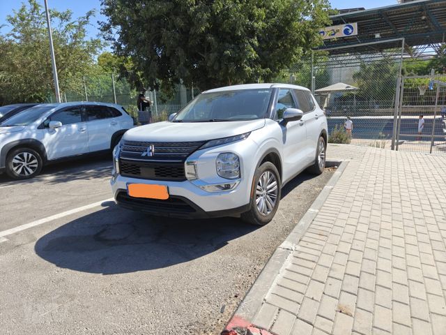 מודעת רכב מיצובישי אאוטלנדר