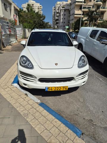 פורשה קאיין