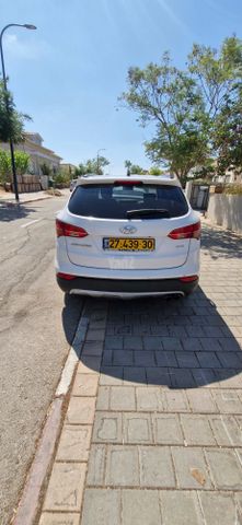 מודעת רכב יונדאי סנטה פה