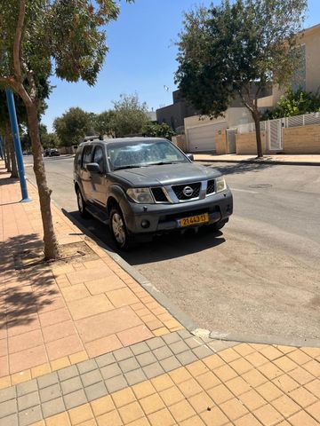 מודעת רכב ניסאן פאת'פיינדר