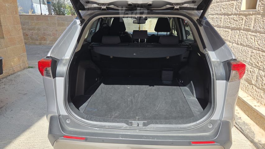 טויוטה RAV4