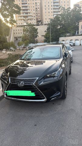 לקסוס NX