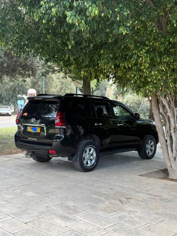 מודעת רכב טויוטה לנד קרוזר