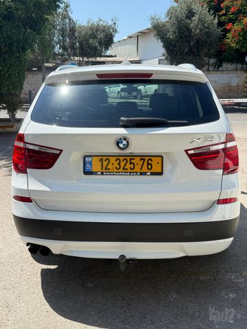 ב מ וו X3