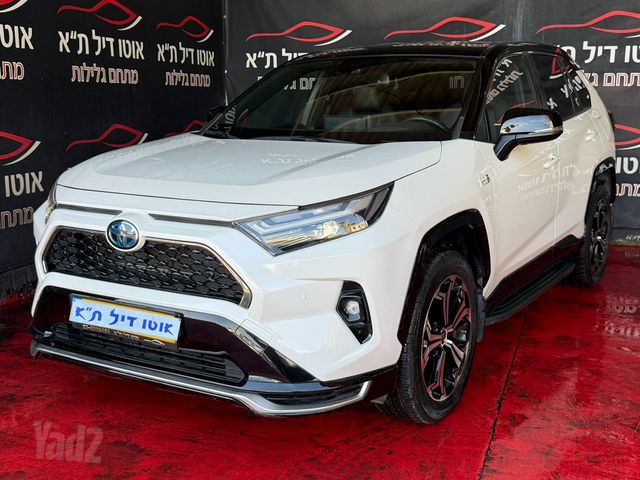 טויוטה RAV4