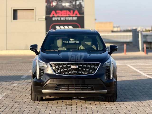 קאדילק XT4