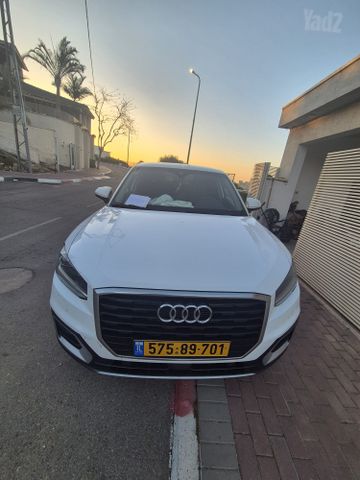 אאודי Q2