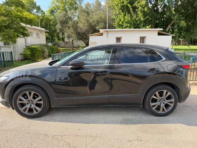 מאזדה CX-30