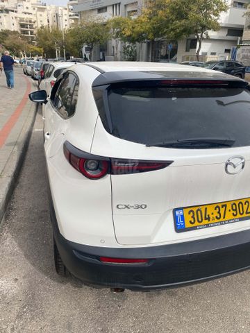 מאזדה CX-30