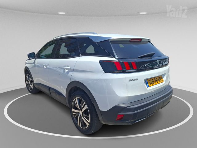 פיג'ו 3008