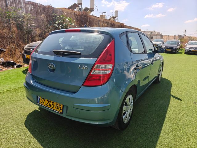מודעת רכב יונדאי i30 2