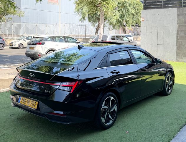יונדאי אלנטרה