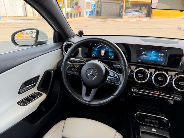 מרצדס-בנץ A-class