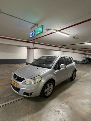 סוזוקי SX4