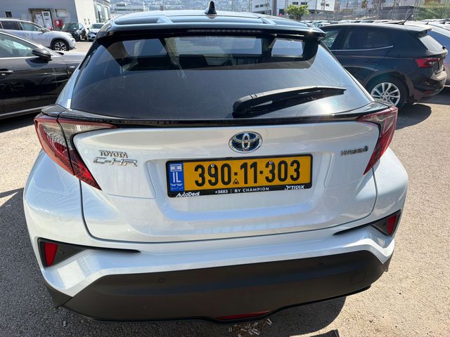 טויוטה C-HR