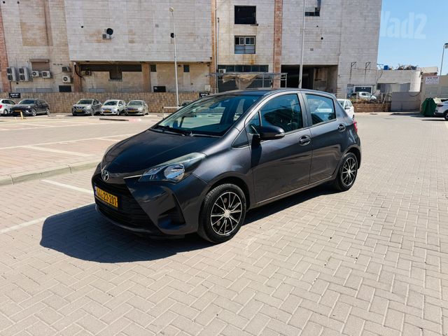 מודעת רכב טויוטה יאריס