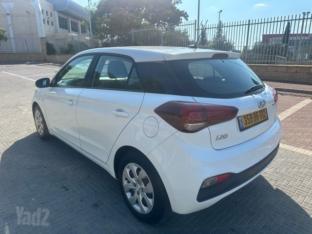 יונדאי i20