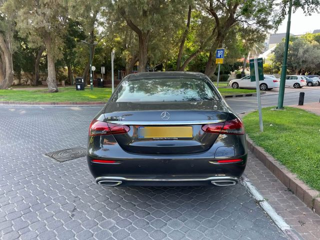 מרצדס-בנץ E-class