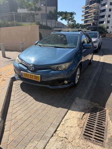 טויוטה אוריס