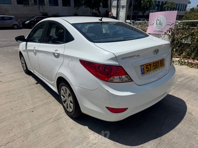 יונדאי אקסנט i25