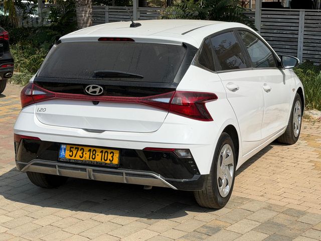 יונדאי i20