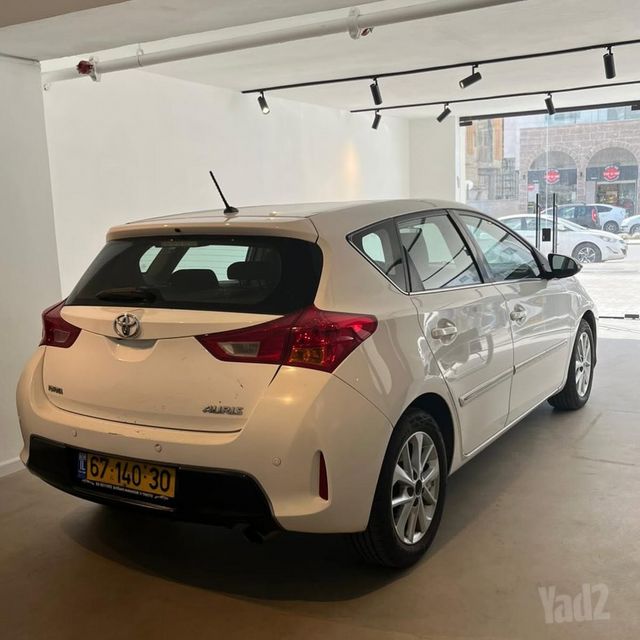 טויוטה אוריס