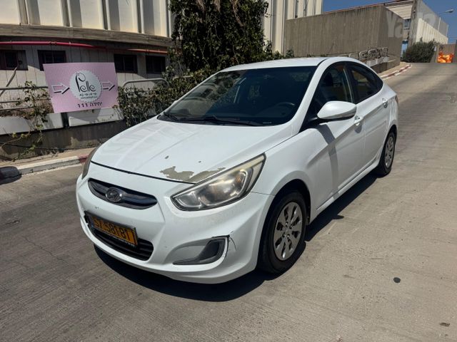 יונדאי אקסנט i25