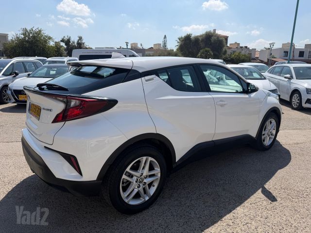 טויוטה C-HR