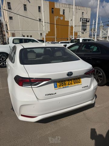 טויוטה קורולה