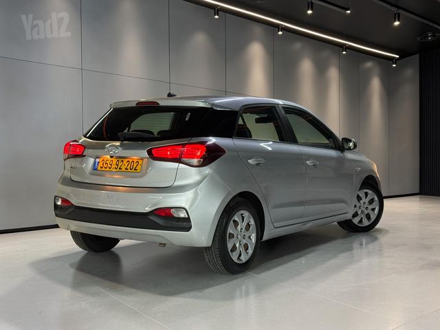 יונדאי i20
