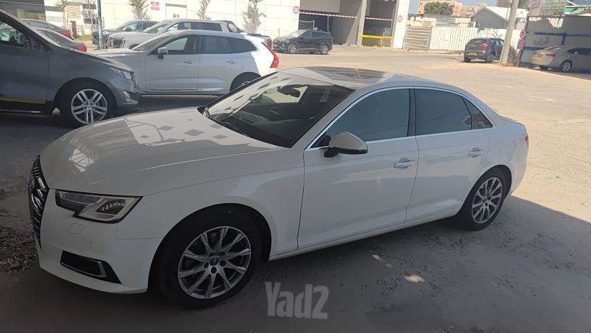 מודעת רכב אאודי A4