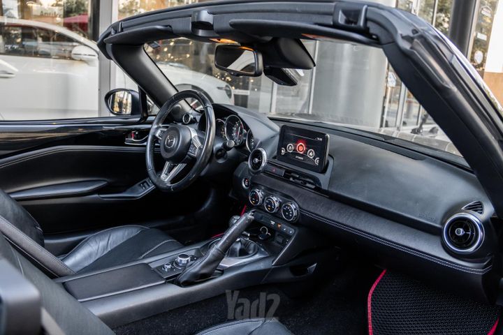 מאזדה MX-5