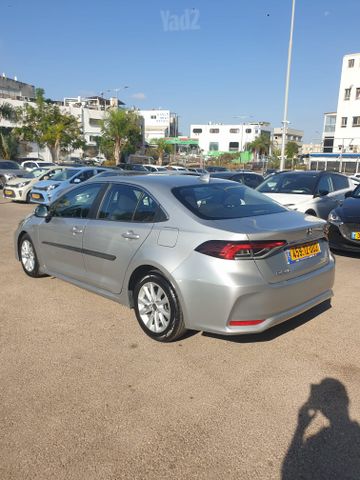 מודעת רכב טויוטה קורולה 2