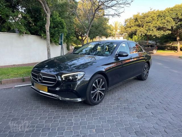 מודעת רכב מרצדס-בנץ E-class