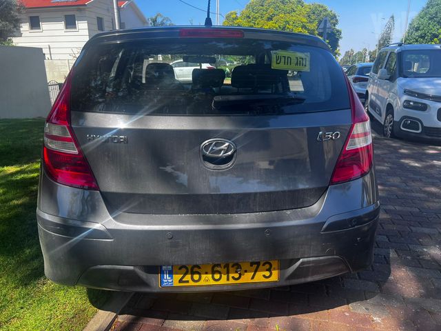 יונדאי i30