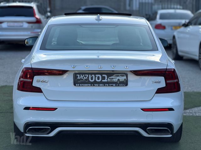 וולוו S60