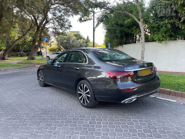 מרצדס-בנץ E-class