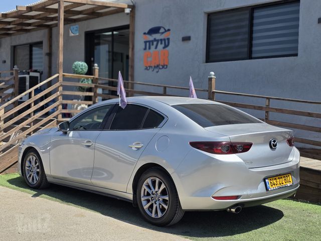 מודעת רכב מאזדה 3 1