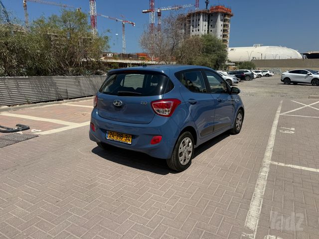 יונדאי i10