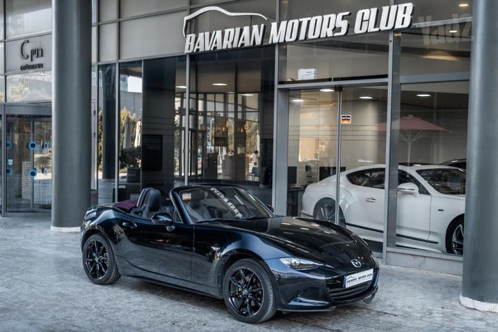 מודעת רכב מאזדה MX-5