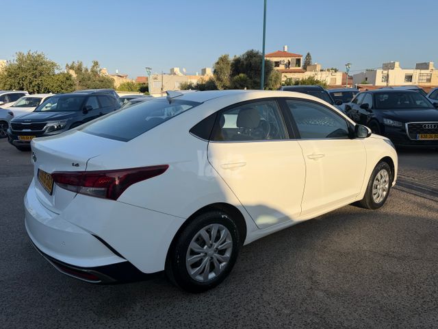 יונדאי אקסנט i25