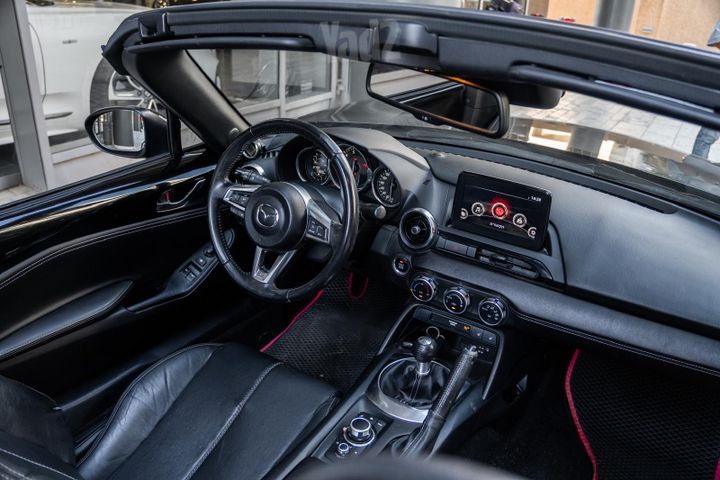 מאזדה MX-5