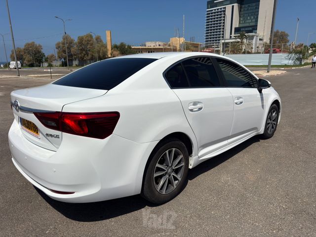 טויוטה אוונסיס