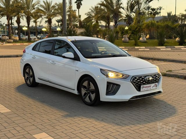 יונדאי איוניק