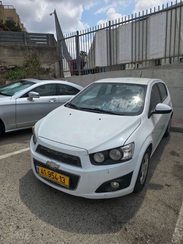 שברולט סוניק